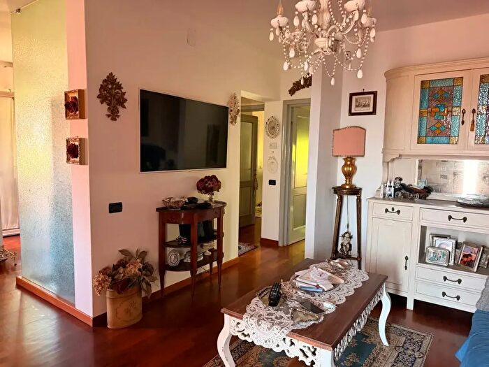 Casa quadrilocale in vendita in Massarosa