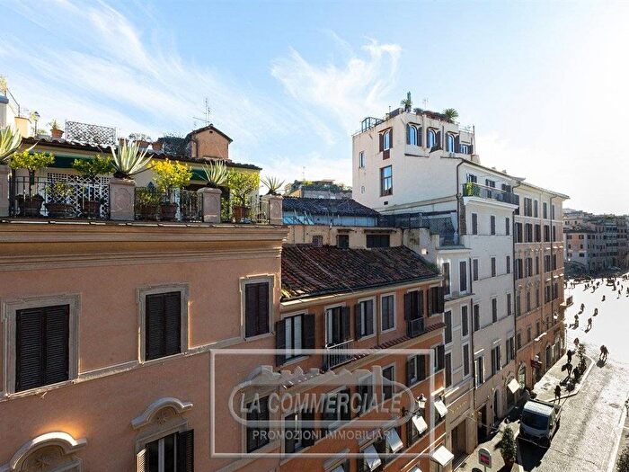 Appartamento trilocale in affitto in Via del Babuino, Piazza del Popolo, Roma