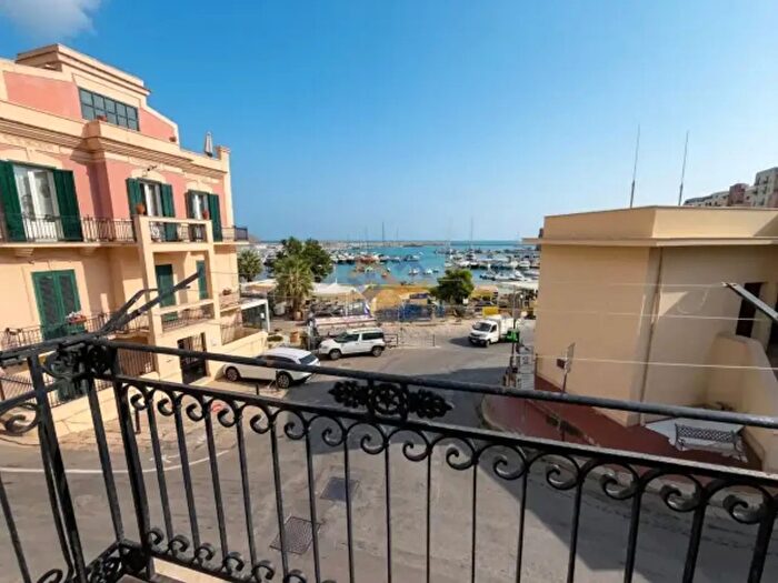 Appartamento con 5 locali in vendita in Via Don Leonardo Zangara, Castellammare Del Golfo