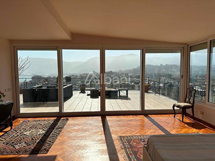 Casa con 6 locali in affitto in Kennedy Mazzetta, La Spezia