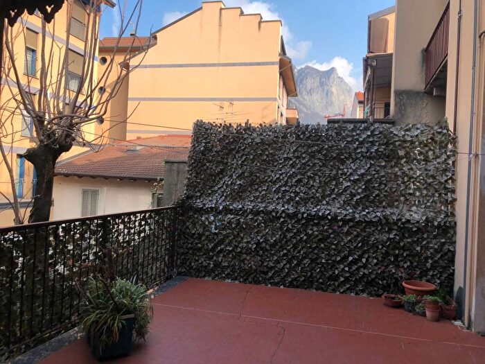 Appartamento bilocale in affitto in Via Leonardo da Vinci, Centro, Lecco
