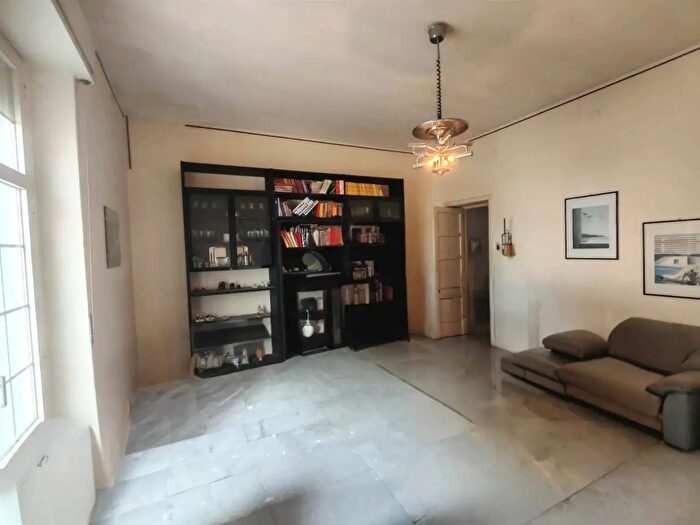 Appartamento quadrilocale in vendita in Via Giovanni Lavaggi, Augusta