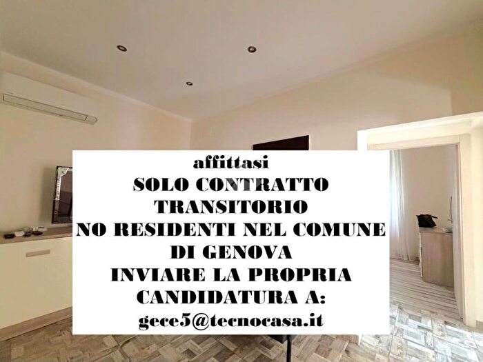 Appartamento trilocale in affitto in Via del Lagaccio, Lagaccio, Genova