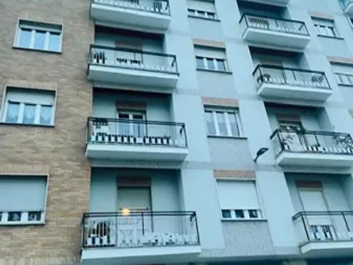 Appartamento trilocale in affitto in Via Aprile, Cuneo