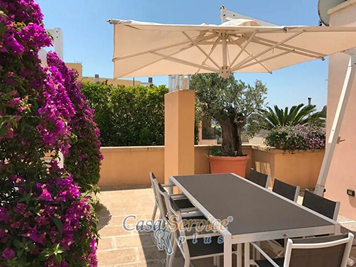 Appartamento con 5 locali in vendita in Viale Enrico Berlinguer, Gallipoli