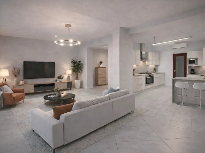 Casa con 6 locali in vendita in Cascina