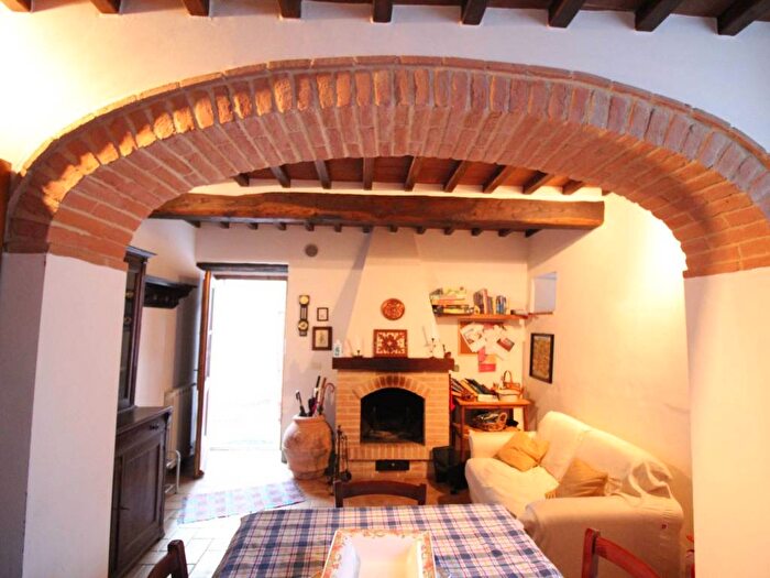 Appartamento trilocale in affitto in Gaiole in Chianti
