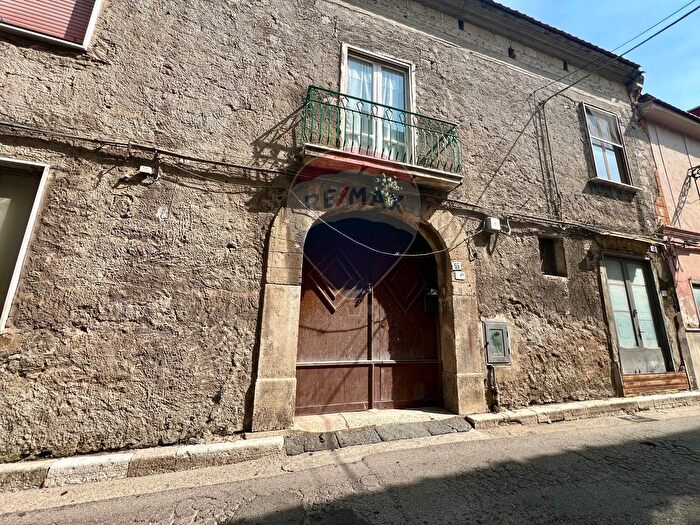 Casa con 6 locali in vendita in Via della Concezione, San Felice A Cancello