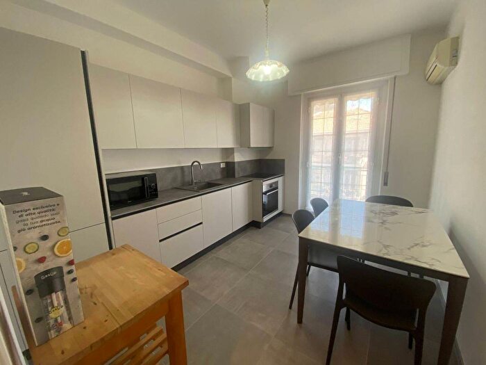 Appartamento con 5 locali in affitto in Via Antica Romana Occidentale, Centro, Sestri Levante