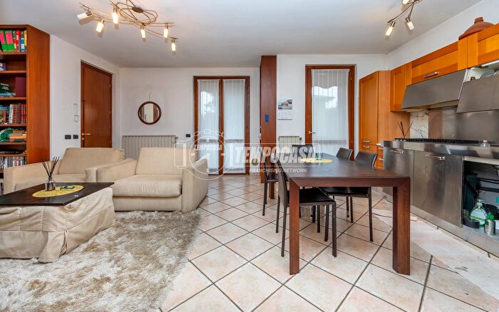 Appartamento trilocale in vendita in Via Evangelista Torricelli, Albano SantAlessandro