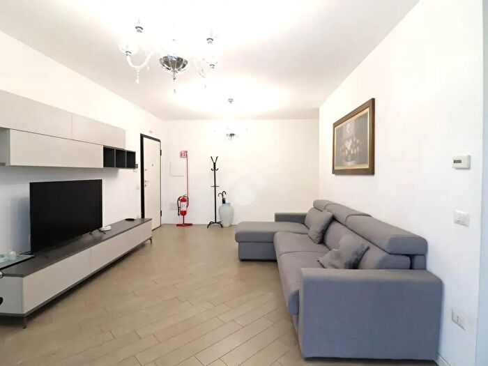 Appartamento quadrilocale in vendita in Via Linda Malnati, Terni