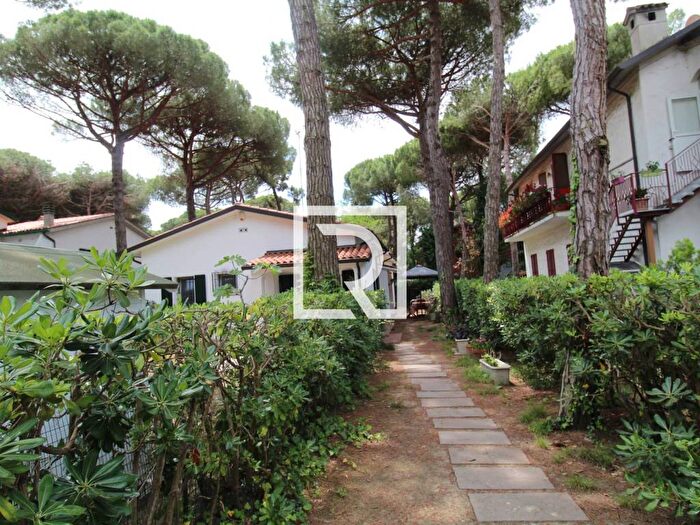 Appartamento trilocale in vendita in Viale dei Lecci, Porto Corsini Marina Romea, Ravenna