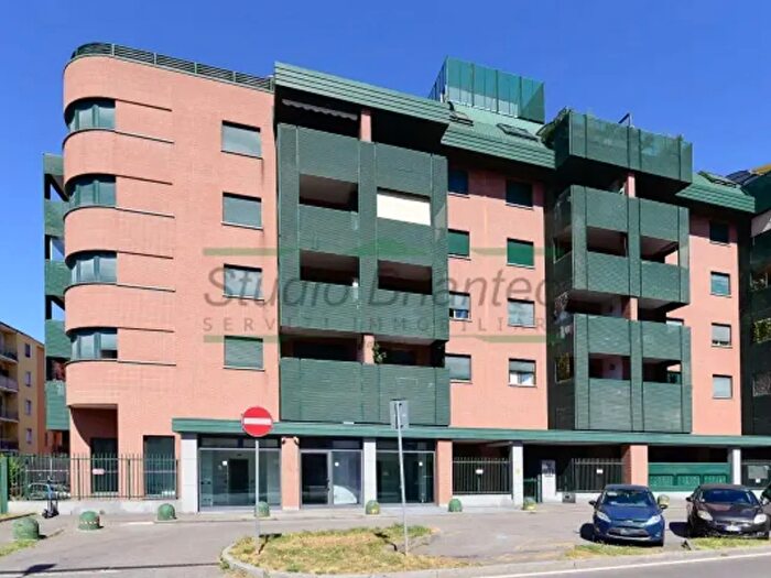 Appartamento bilocale in vendita in Via Giuseppe Ferrari, Monza