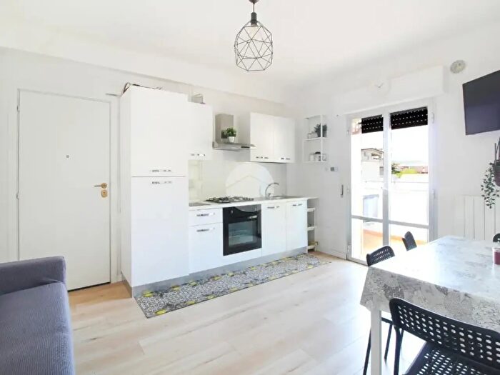 Appartamento trilocale in vendita in Via Gorizia, Alba Adriatica