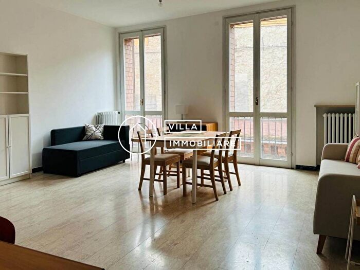 Appartamento quadrilocale in affitto in Via Alfonso Torelli, Centro Storico, Forlì