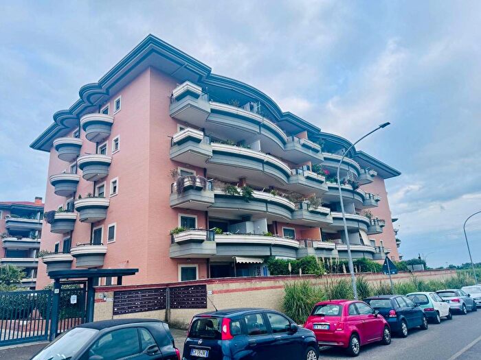 Appartamento bilocale in affitto in Via Carlo Urbani, Collina delle Muse, Roma