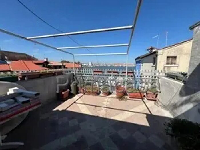 Casa trilocale in vendita in Via Sottomarina, Chioggia