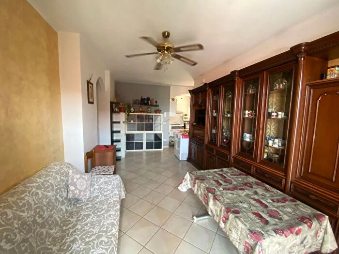 Appartamento trilocale in vendita in Via Pasubio, Settimo Torinese