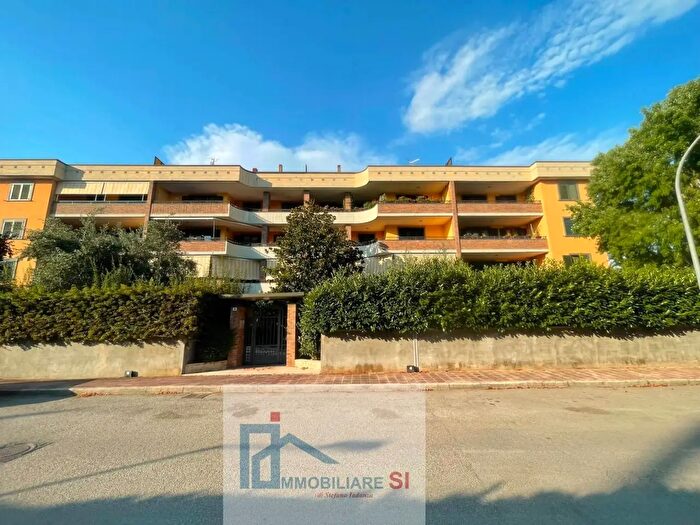 Appartamento con 5 locali in vendita in Via Fratelli Addabbo, Benevento