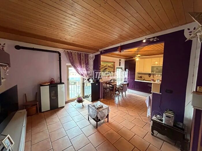 Casa trilocale in vendita in Via Quartiere Piave, Broni