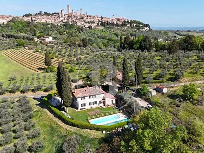 Casa con 6 locali in vendita in Strada Provinciale di San Gimignano, San Gimignano