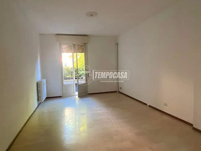 Appartamento trilocale in vendita in Parma