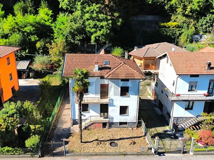 Casa con 5 locali in vendita in Darfo Boario Terme