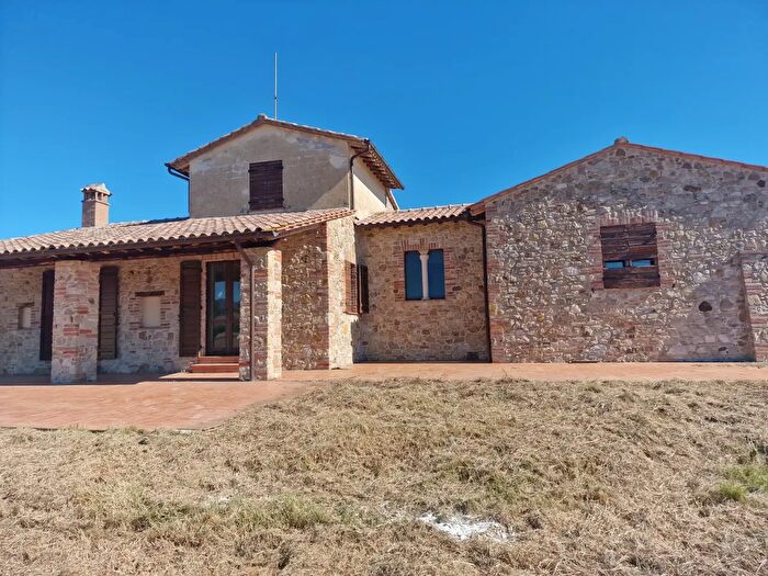Casa quadrilocale in vendita in Vocabolo San Quirico, Avigliano Umbro