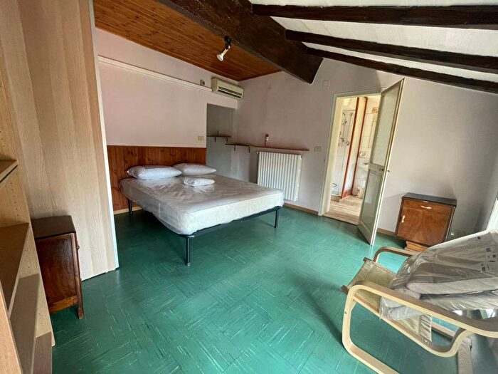 Appartamento bilocale in affitto in Via Emilia Santo Stefano, Centro Storico, Reggio Emilia