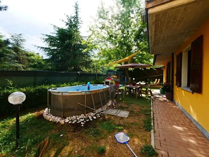 Appartamento con 5 locali in vendita in Via San Dalmazio, Serramazzoni