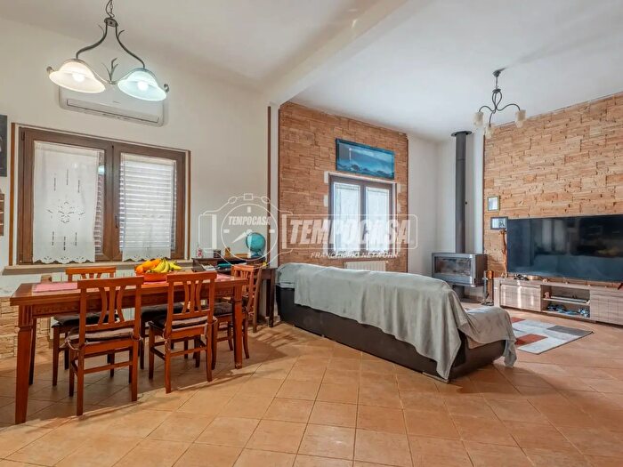 Casa trilocale in vendita in Località Colmata, Piombino