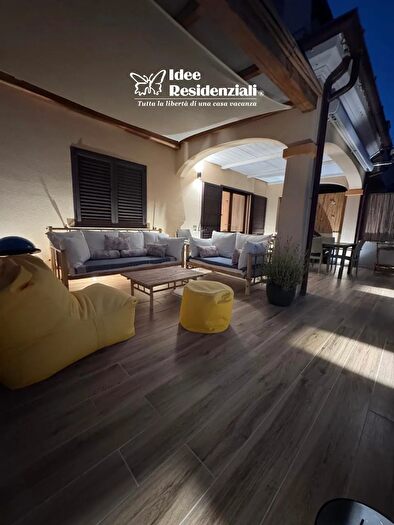 Appartamento trilocale in vendita in Via Antonio Pigliaru, Palau