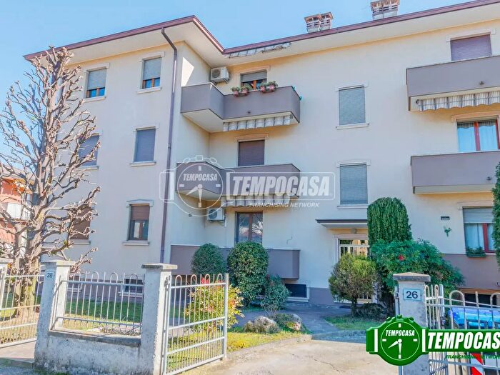 Appartamento trilocale in vendita in Via Salvatore Quasimodo, Podenzano