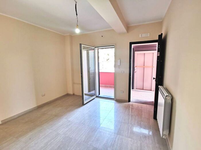 Appartamento bilocale in affitto in Via Caronda, Borgo, Catania