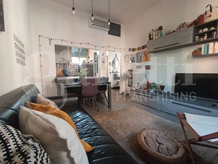 Appartamento bilocale in affitto in Via Cefalonia, Musocco, Milano