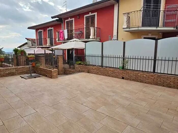 Casa con 5 locali in vendita in Via Dante Alighieri, Trecastagni