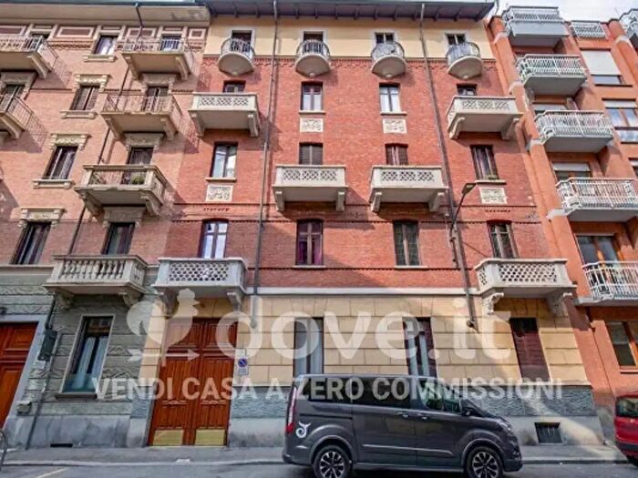 Appartamento trilocale in vendita in Via Antonio Pigafetta, Torino