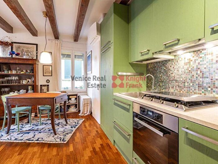 Appartamento bilocale in affitto in Accademia Salute, Venezia