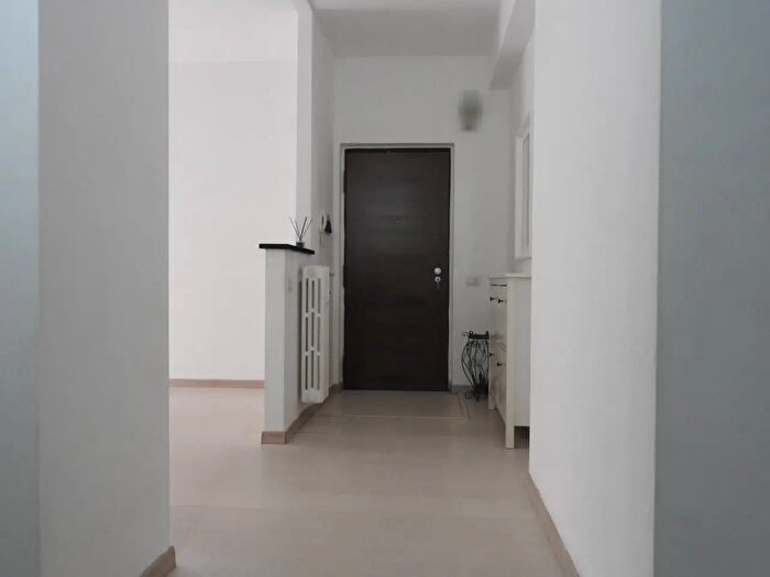 Appartamento trilocale in vendita in Via Antonio Baslini B, Merate