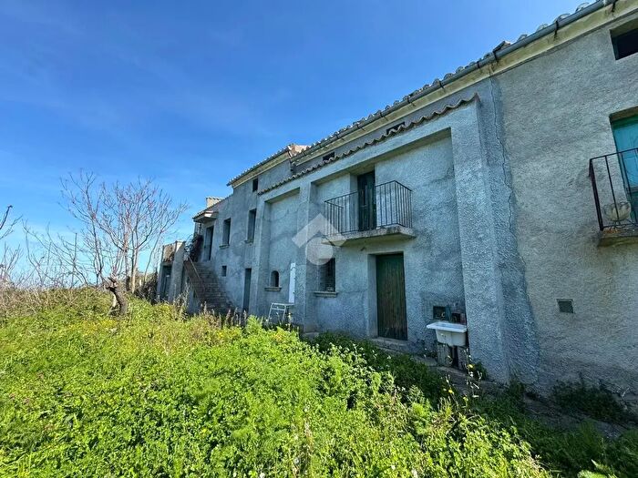 Casa con 6 locali in vendita in Località Santa Barbara, Belmonte Calabro