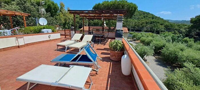 Appartamento trilocale in affitto in Via Mario Puccini Livorno, Livorno