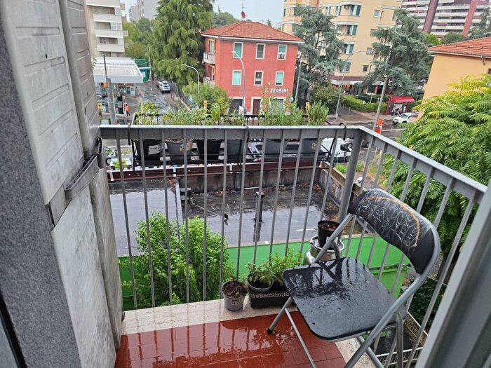 Appartamento trilocale in vendita in Via Emilia Levante, Mazzini Fossolo, Bologna