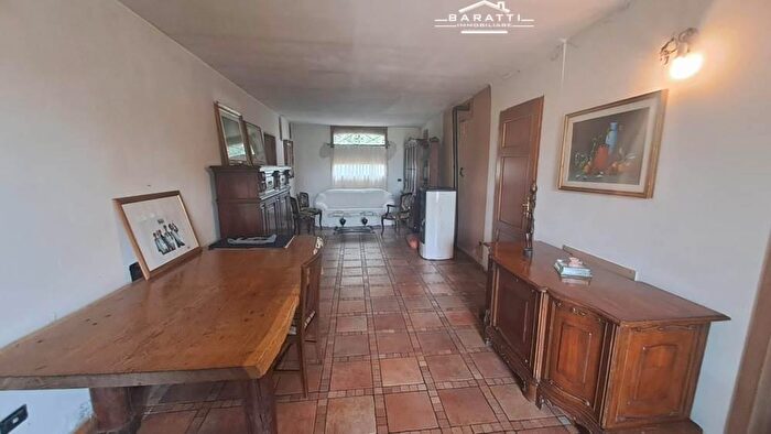 Casa con 6 locali in vendita in Poggio Rusco