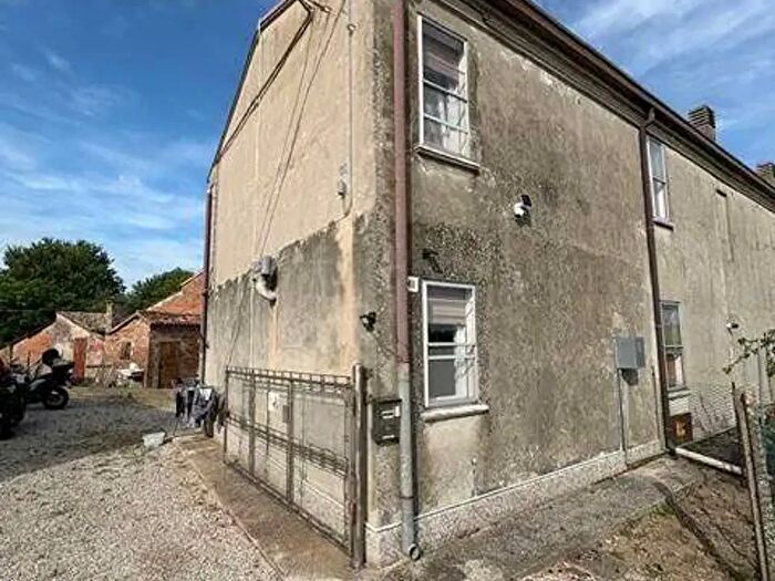 Casa quadrilocale in vendita in Riva del Po