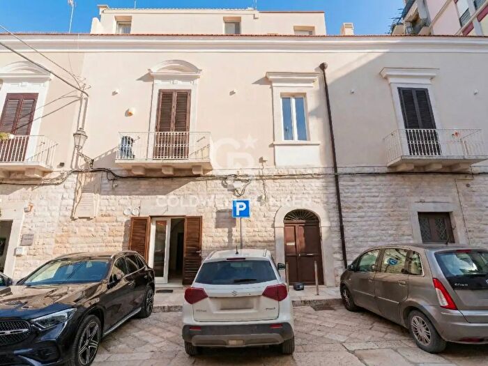 Appartamento monolocale in vendita in Via Santa Maria, Trani