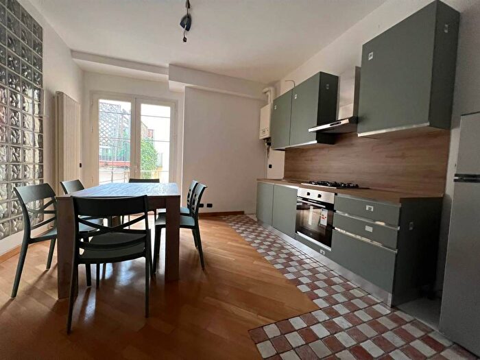 Appartamento trilocale in affitto in Centro Storico, Piacenza