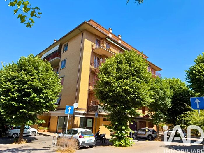 Appartamento quadrilocale in vendita in Via Fiume Nera, Foligno