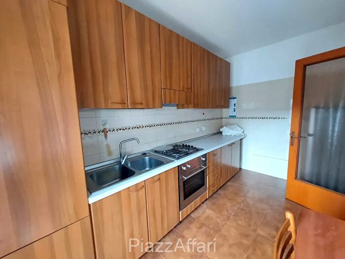 Appartamento trilocale in affitto in Brugine