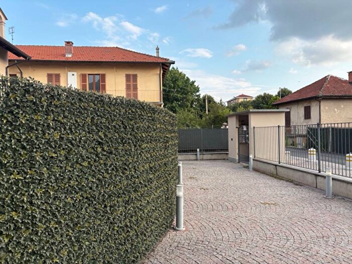 Appartamento trilocale in affitto in Via Antica Torino, Centro, Saluzzo