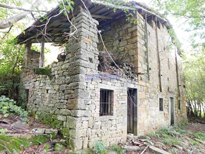Casa in vendita in Via Passuna, San Giovanni Bianco